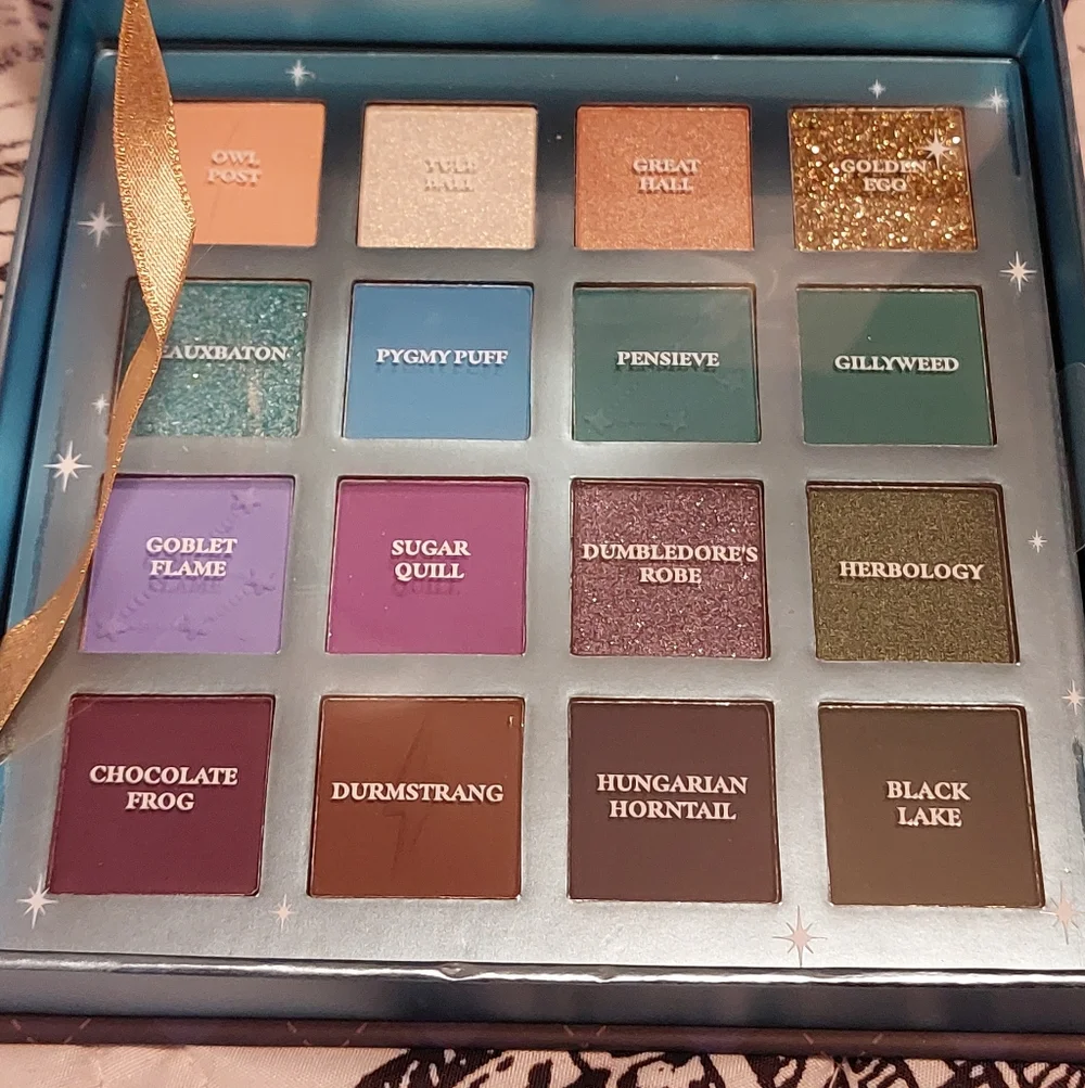 Profusion Harry Potter 16 Shade Eyeshadow Palette And Lip Oil Set NEW